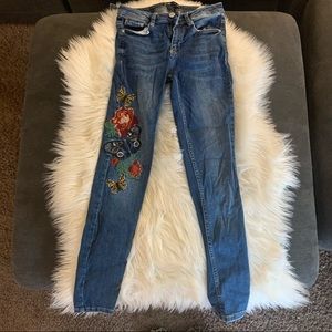 Zara embroidered skinny jeans